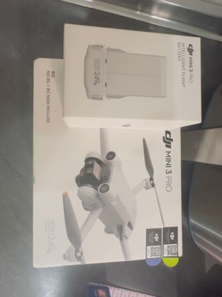 DJI Mini 3 Pro Drone + RC (Precintado)