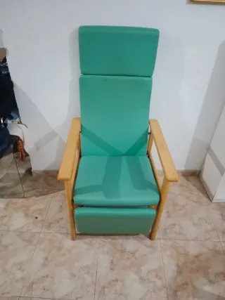 Sillón reclinable verde