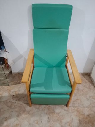 Sillón reclinable verde