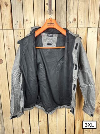 CHAQUETA DE LLUVIA T-3XL SHAD