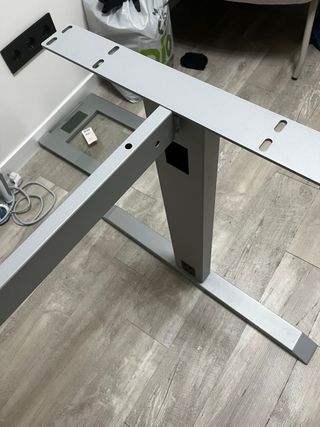 Mesa ovalada oficina madera y metal