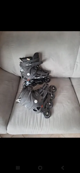 Rollerblade misura da 36 a 48
Prezzo a richiesta.