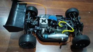 Vacaciones Thunder Tiger Tomahawk BX Nitro RC Car