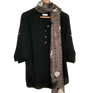 Blusa Yessica L + Foulard