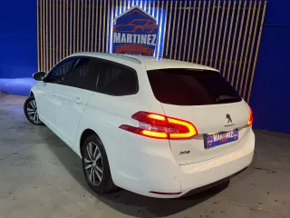 Peugeot 308 2021