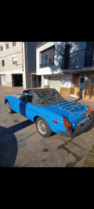 MG B 1979