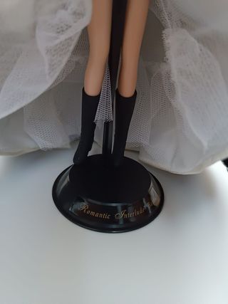 BARBIE Classique Romantic Interlude Mattel 17136
