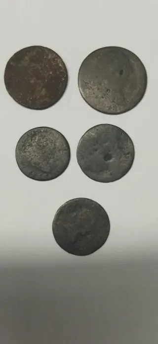 Monedas 8,4 y 2 maravedís