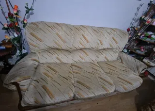 Sofá de 3 plazas en tela y madera