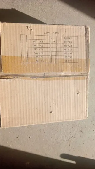 Puntas de cabeza plana caja de 3 kg