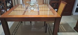 Mesa Comedor Madera Maciza y Ratán + 4 Sillas