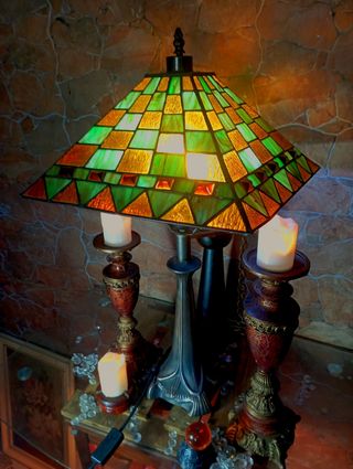       LAMPARA TIFFANY Lighting Innes styles