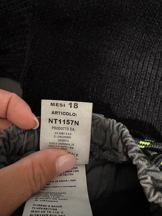 Completo maglioncino e pantaloni 18 mesi