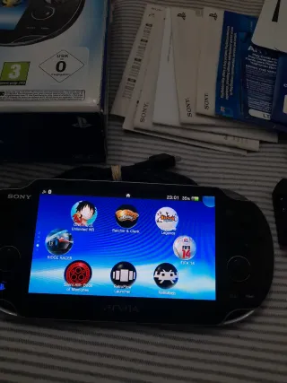 Consola PS Vita OLED + Tarjeta 64GB