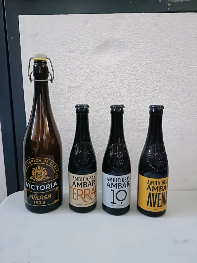 Lote  botellas de cerveza vacías