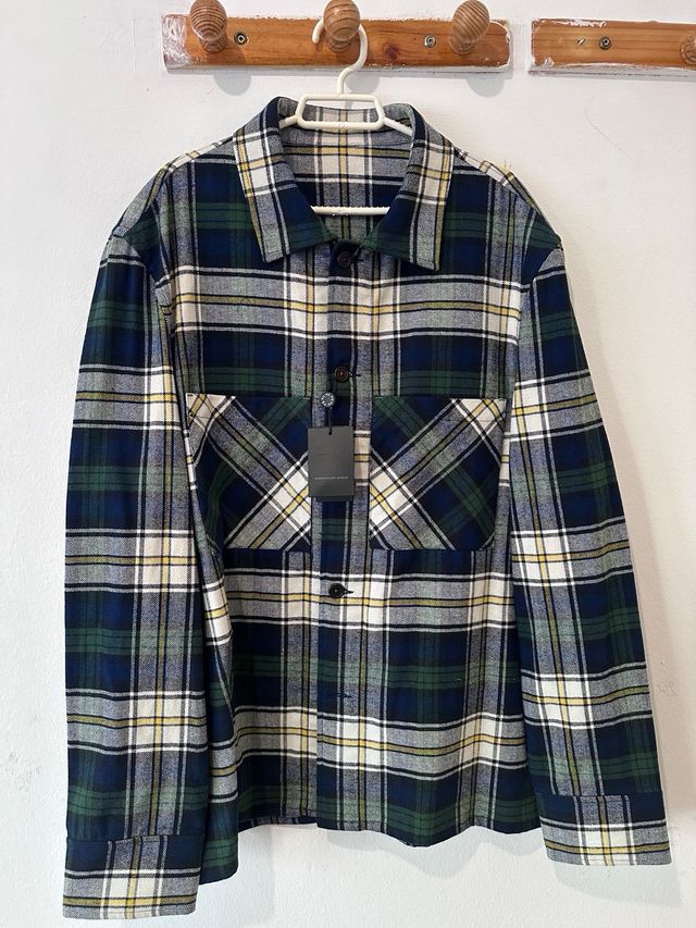 Camisa de cuadros azul y verde