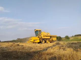 Cosechadora Claas New Holland 1520
