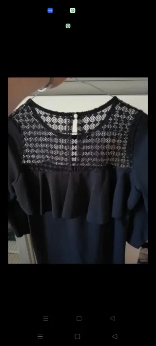 Vestito nero con ricamo
