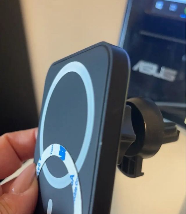 Cargador iPhone Coche Magnético