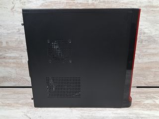 Carcasa ATX ASUS Vento AK con lector de tarjetas