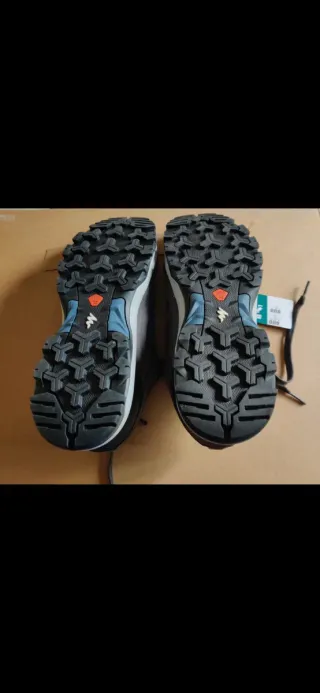 Zapatillas montaña trekking azul/gris Quechua