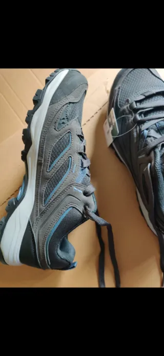 Zapatillas montaña trekking azul/gris Quechua