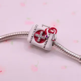 Charm Maletín Sanitarios Rojo y Blanco!!!NOVEDAD!!