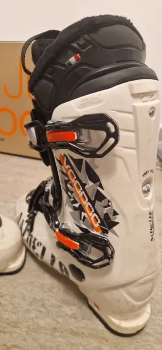 Botas Esquí Dalbello Voodoo Freestyle.