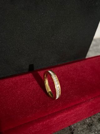 Anillo fila circonitas oro laminado 18k talla 8
