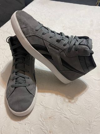 Reebok Talla 42 Gris/Negro