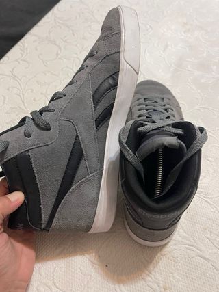 Reebok Talla 42 Gris/Negro
