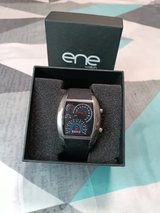Reloj Ene Watch Plata y Negro