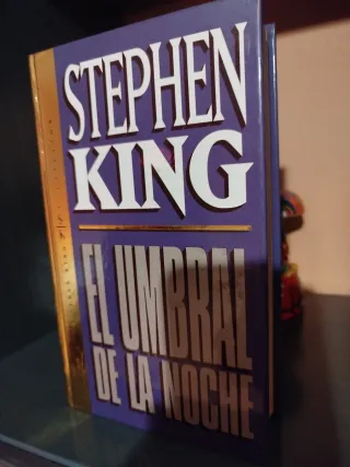 El Umbral de la Noche de Stephen King.