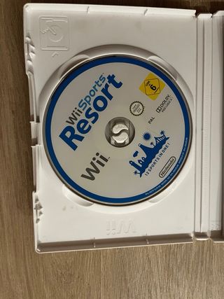 New Super Mario Bros
Mario kart + Volante 
Rersort