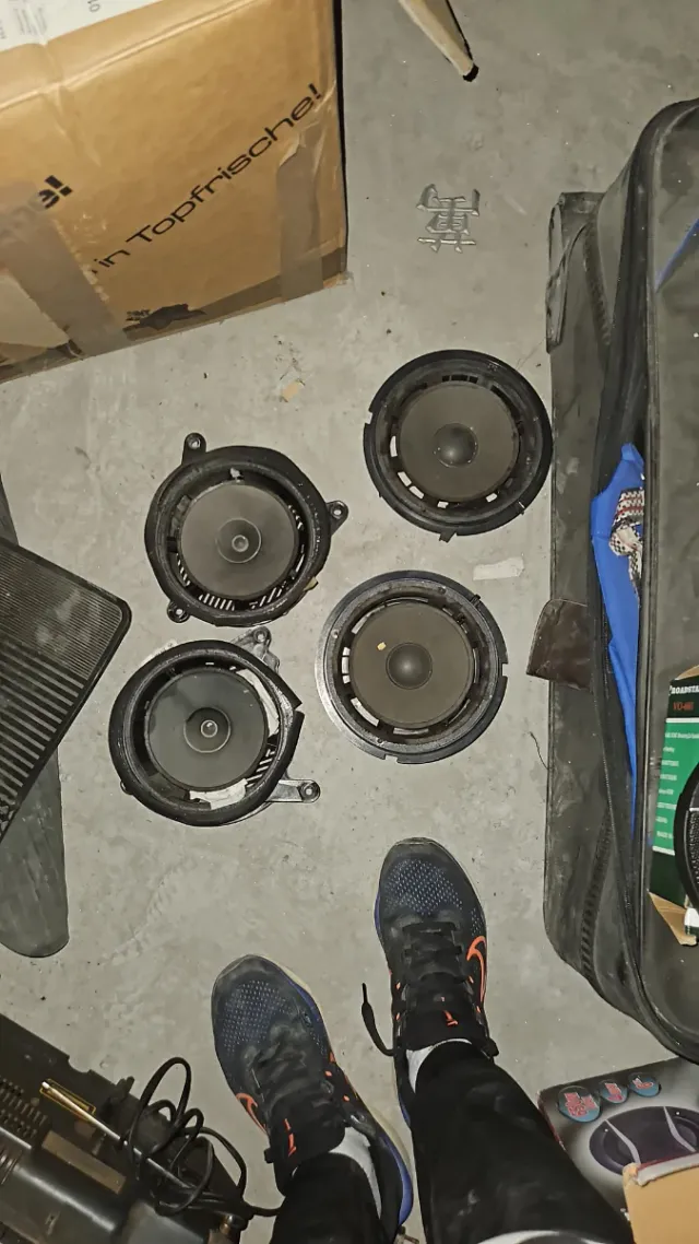 Altavoces Mercedes 4 Ohn.