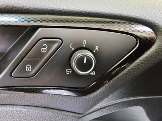 Volkswagen Golf Sport 1.6 TDI CR BMT 77 kW (105 CV) DSG