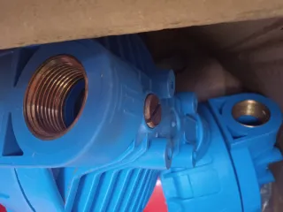 Filtros azules para bomba de agua 10€ unida 3x30€