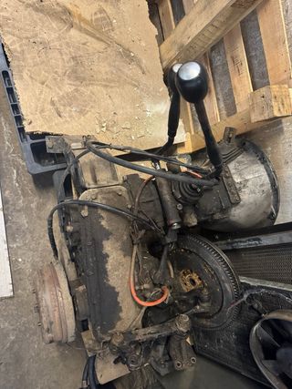 Motor 428turbo y caja cambios completa 