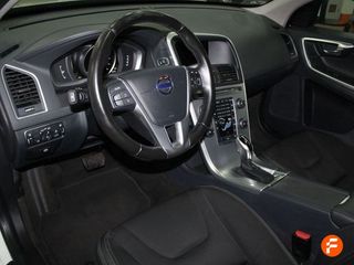 Volvo XC60 2.0 D3 Kinetic Auto