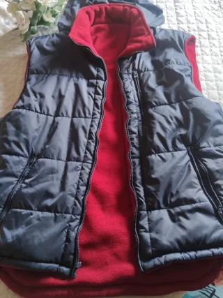 Chaleco reversible polar azul y rojo