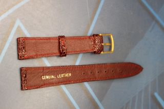 10. Correa de cuero burdeos para reloj. 18 mm. Años 70, stock de relojería.