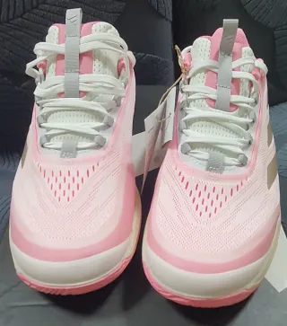 Zapatillas Adidas Avacourt Rosa y Blancas