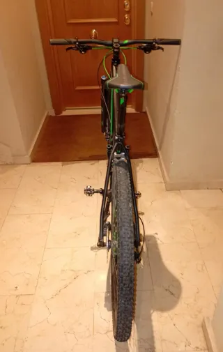 MTB CUBE LTD SL 29" + Silla niño + Cuenta KM.