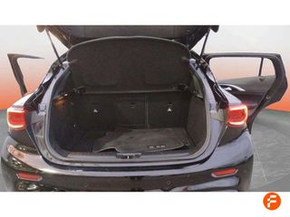 Infiniti Q30 1.6T 90kW (122CV)