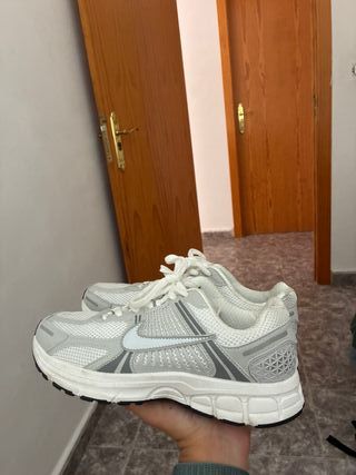 Zapatillas Nike vomero 5 