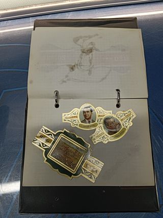 cuaderno con mas de 75 hojas, con vitolas