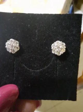 Orecchini fiore argento e bianchi