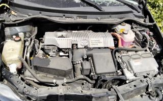 Depresor no tiene referencia toyota auris 1800268