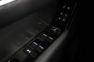 Land-Rover Range Rover Velar 2.0 Diesel HSE
