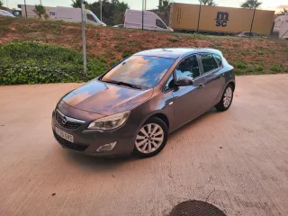 Opel Astra 2010